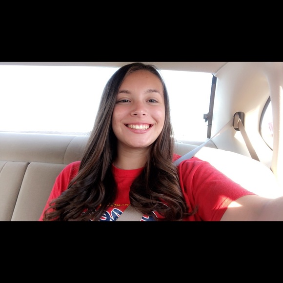 Meet your Posher, Taylor - Picture 1 of 1